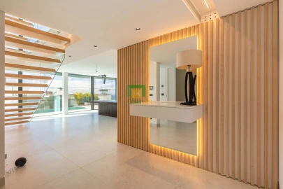 Moradia T2 para Venda em Funchal (Santa Maria Maior)