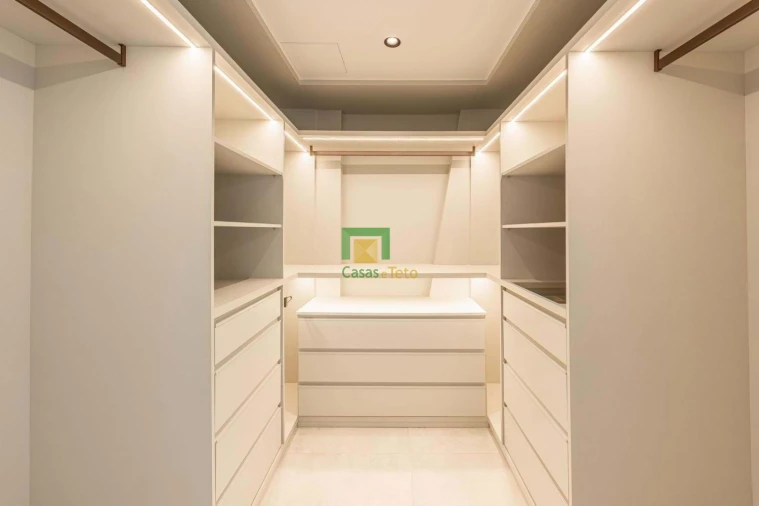 Moradia T2 para Venda em Funchal (Santa Maria Maior) Foto 23