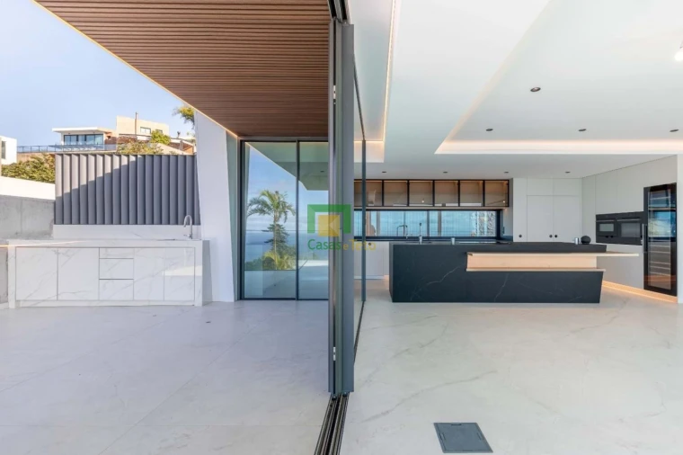 Moradia T2 para Venda em Funchal (Santa Maria Maior) Foto 39