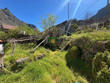 Moradia T1 para Venda em Curral das Freiras