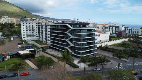 Apartamento T2 para Arrendamento em São Martinho