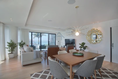 Apartamento T2 para Arrendamento em São Martinho