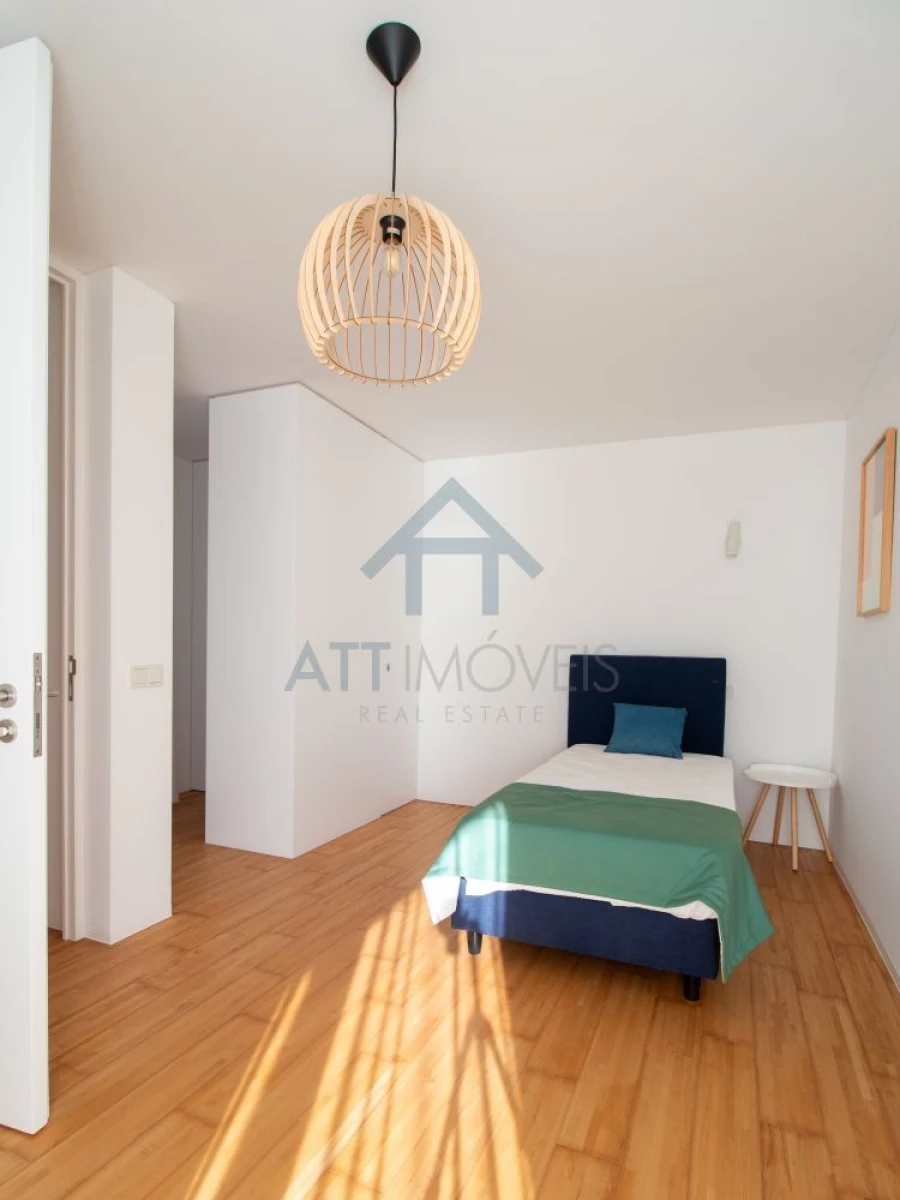 Moradia T3 para Venda em São Martinho Foto 20