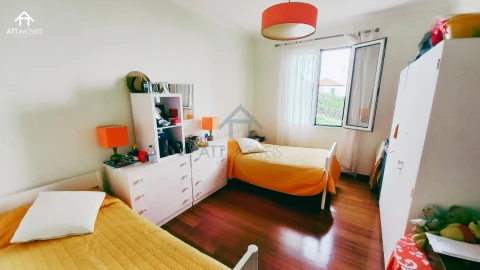 Moradia T4 para Venda em Arco da Calheta