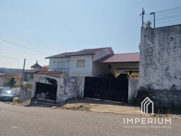 Moradia T5 para Venda em Albergaria-A-Velha e Valmaior