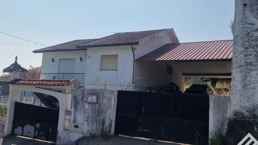 Moradia T5 para Venda em Albergaria-A-Velha e Valmaior