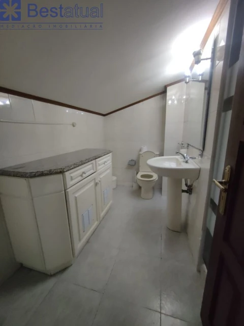 Moradia T4 para Venda em Vila Nova de Famalicão e Calendário