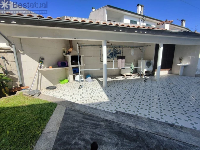 Moradia T4 para Venda em Vila Nova de Famalicão e Calendário Foto 8