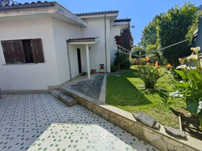 Moradia T4 para Venda em Vila Nova de Famalicão e Calendário Foto 7