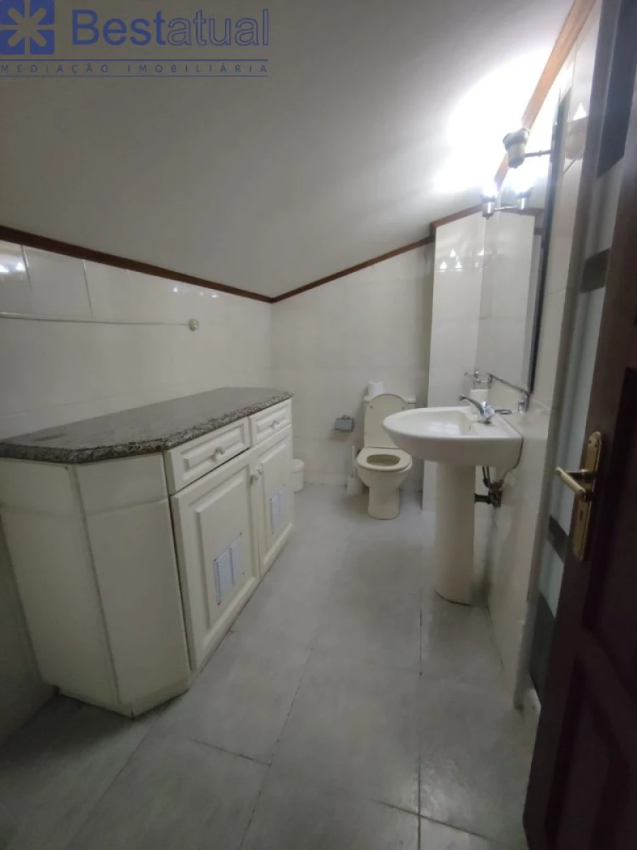 Moradia T4 para Venda em Vila Nova de Famalicão e Calendário Foto 58