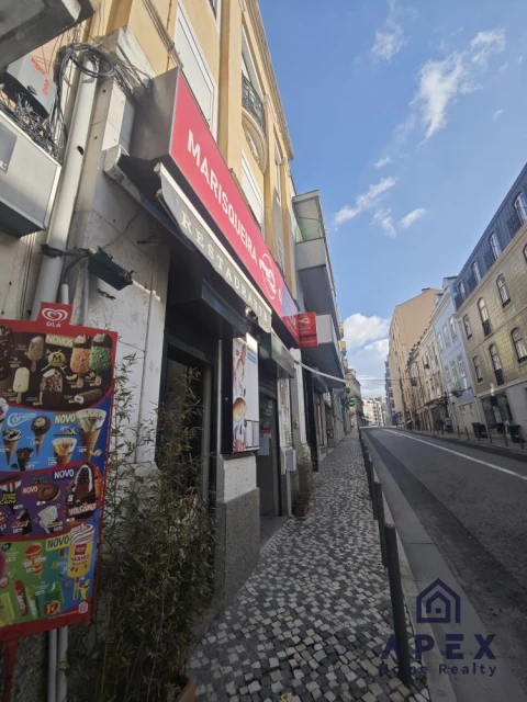 Loja para Venda em Campolide