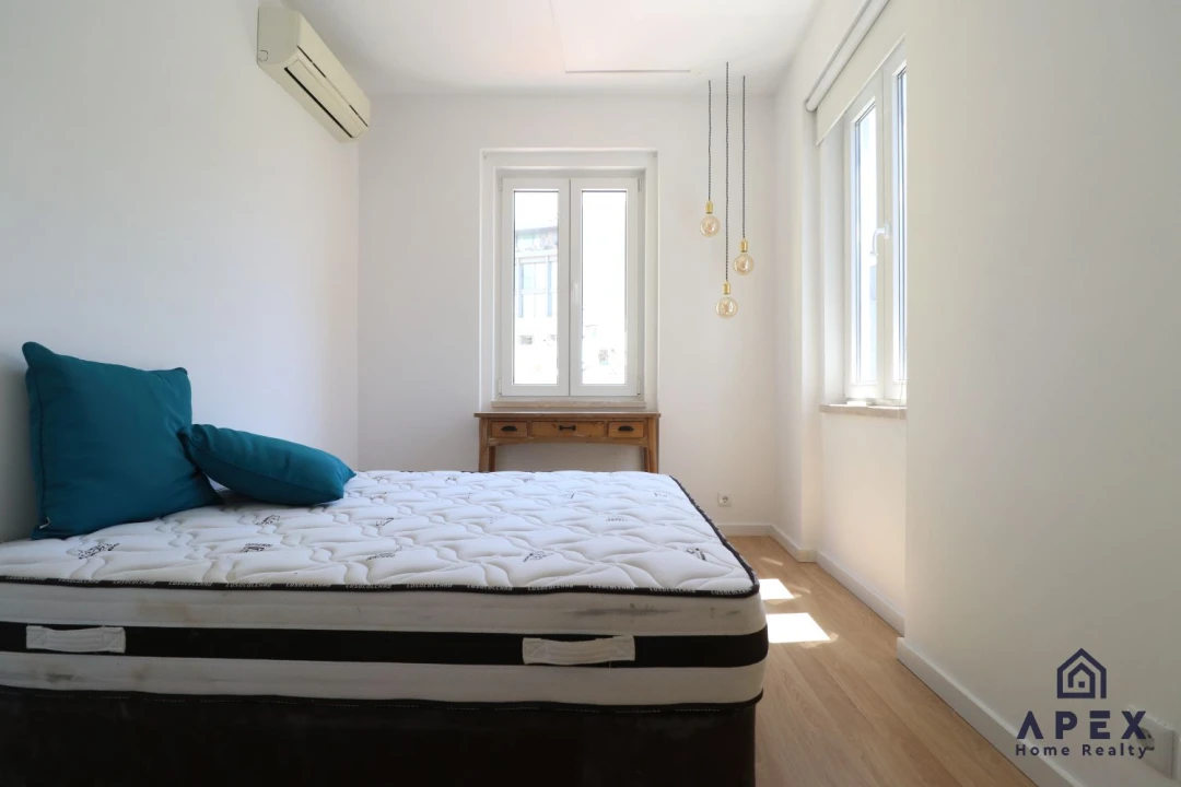 Apartamento T2 para Venda em Santo António Foto 3