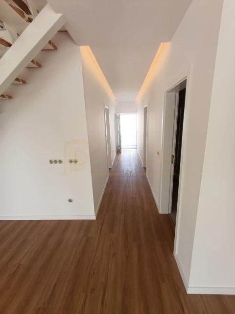 Moradia T3 para Venda em Serra D'El-Rei