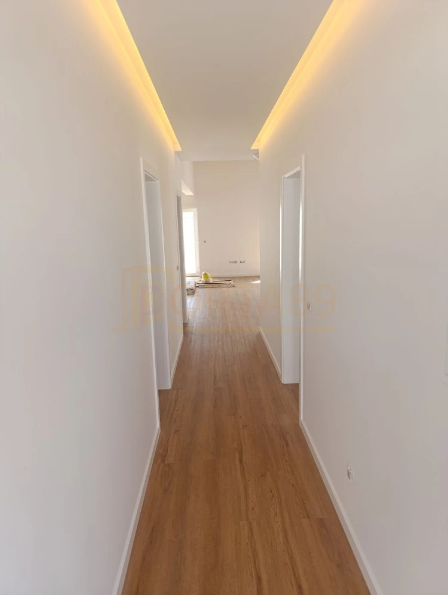 Moradia T3 para Venda em Serra D'El-Rei Foto 5