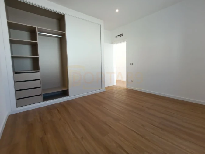 Moradia T3 para Venda em Serra D'El-Rei Foto 13