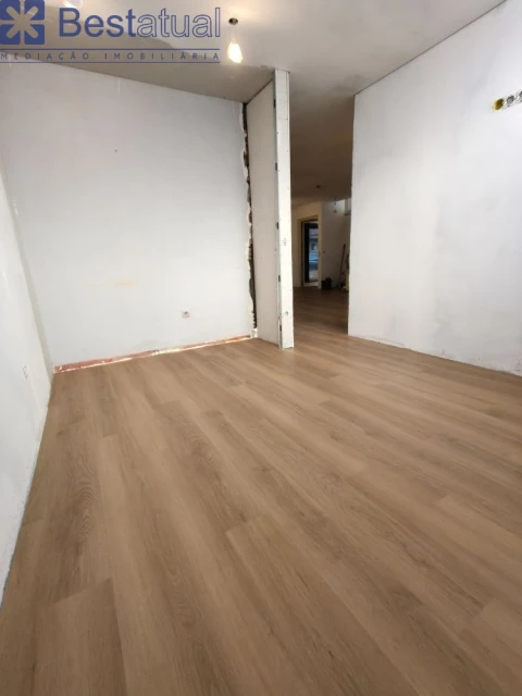 Apartamento T2 para Venda em Bougado (São Martinho e Santiago)