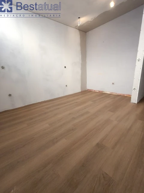 Apartamento T2 para Venda em Bougado (São Martinho e Santiago)