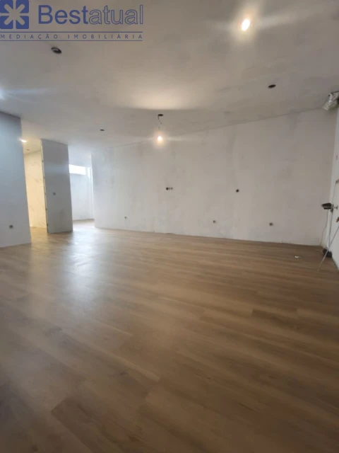 Apartamento T2 para Venda em Bougado (São Martinho e Santiago)
