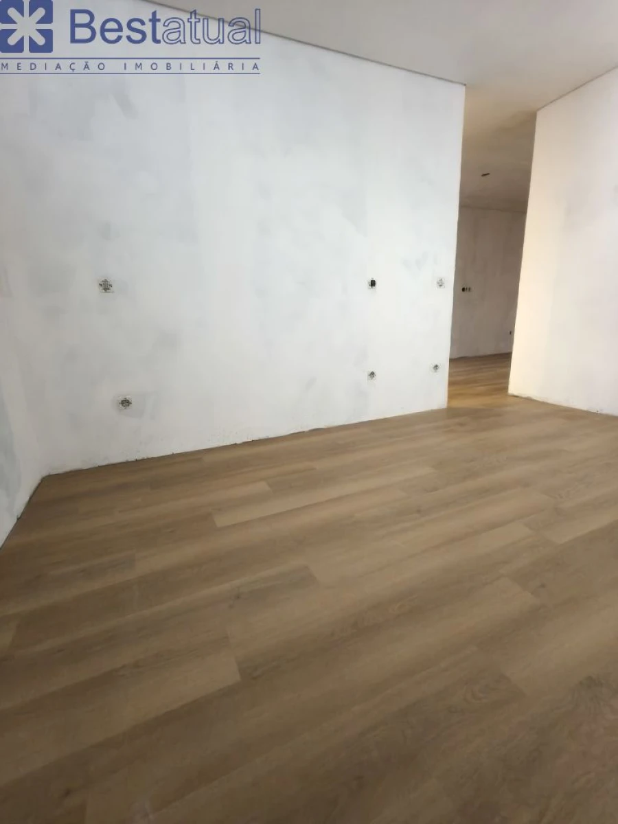 Apartamento T2 para Venda em Bougado (São Martinho e Santiago) Foto 18