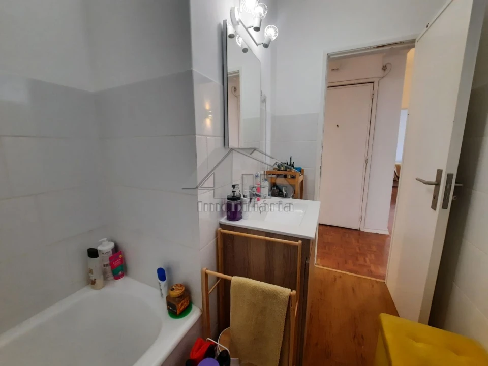 Apartamento T4 para Venda em Alto do Seixalinho, Santo André e Verderena Foto 7