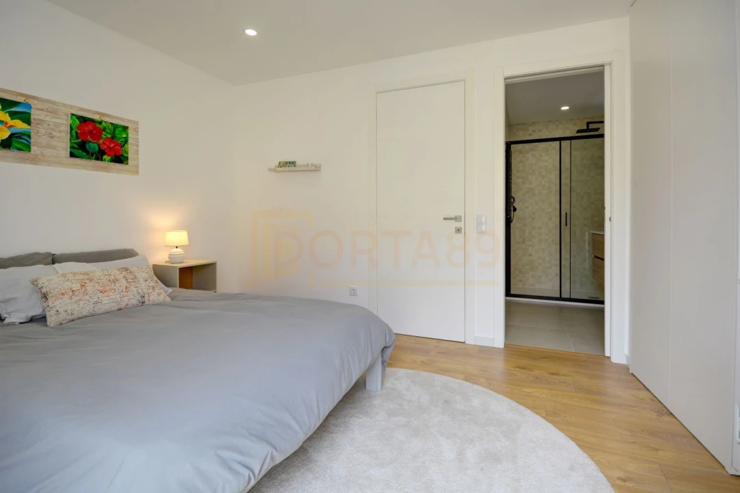 Moradia T3 para Venda em Peniche Foto 18