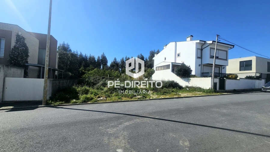 Terreno para Venda em Gulpilhares e Valadares Foto 2