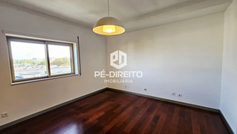 Apartamento T3 para Venda em São Mamede de Infesta e Senhora da Hora