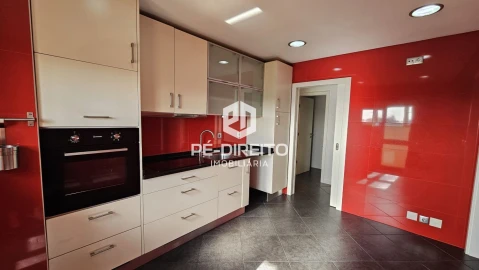 Apartamento T3 para Venda em São Mamede de Infesta e Senhora da Hora