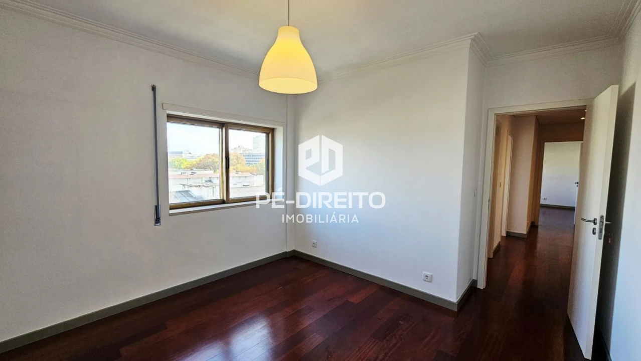 Apartamento T3 para Venda em São Mamede de Infesta e Senhora da Hora Foto 24