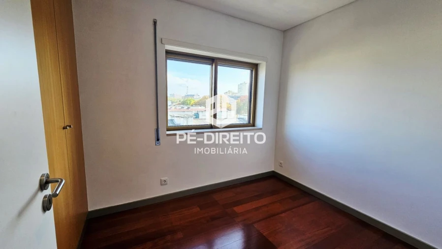 Apartamento T3 para Venda em São Mamede de Infesta e Senhora da Hora Foto 27
