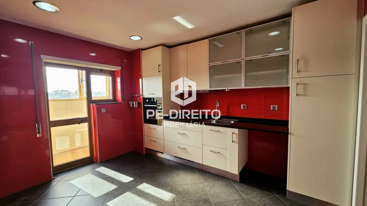 Apartamento T3 para Venda em São Mamede de Infesta e Senhora da Hora Foto 8