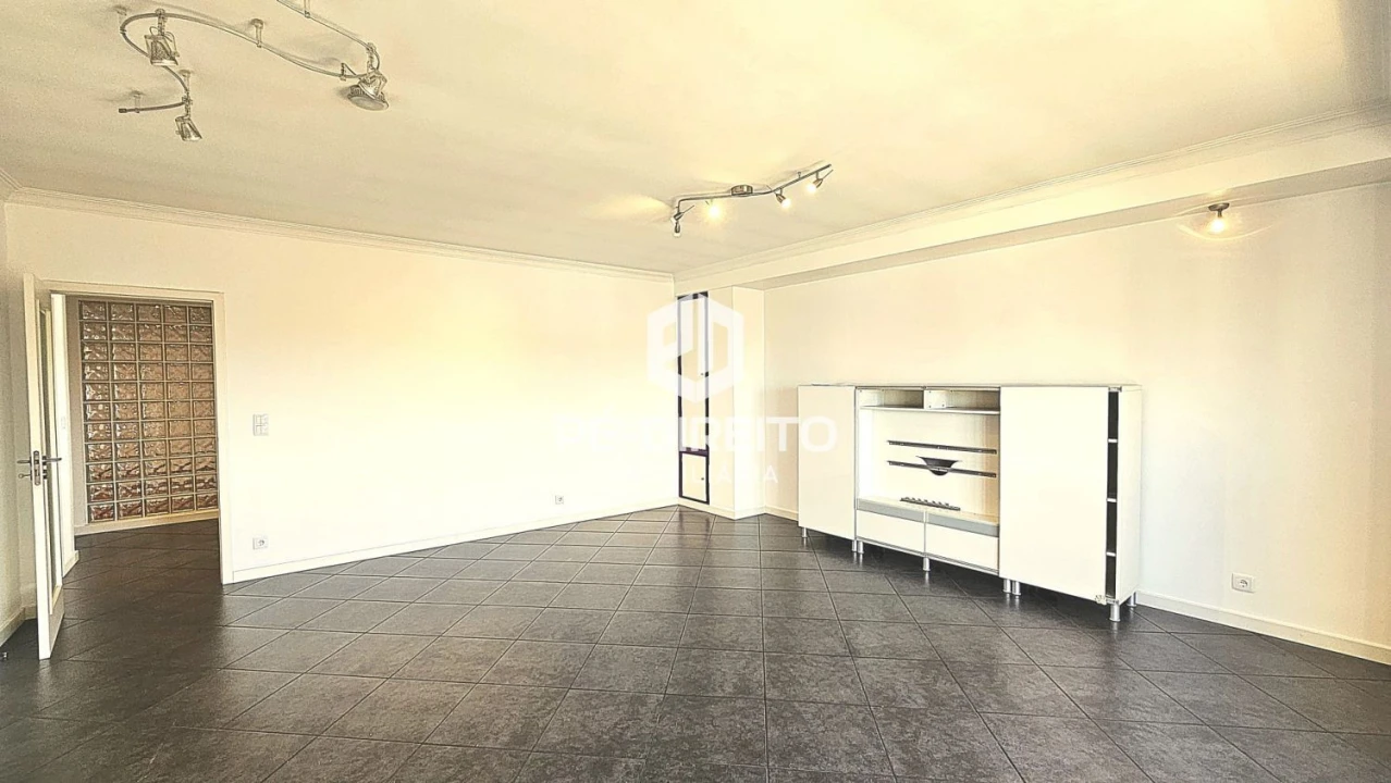 Apartamento T3 para Venda em São Mamede de Infesta e Senhora da Hora Foto 12