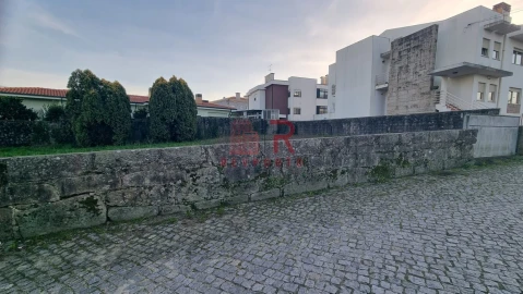 Terreno para Venda em Cidade da Maia