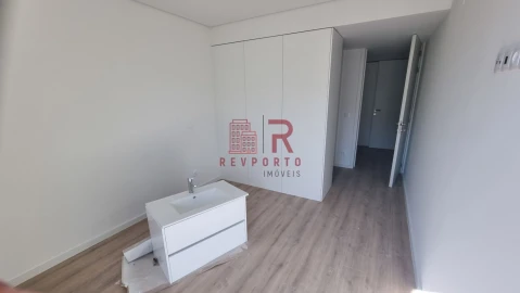 Apartamento T2 para Venda em São Mamede de Infesta e Senhora da Hora