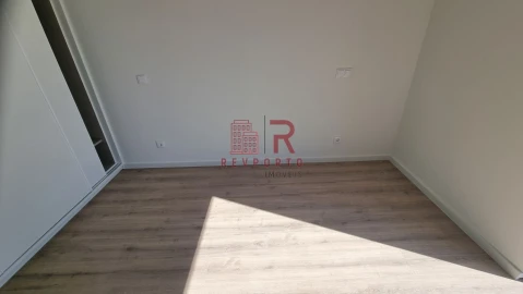 Apartamento T2 para Venda em São Mamede de Infesta e Senhora da Hora