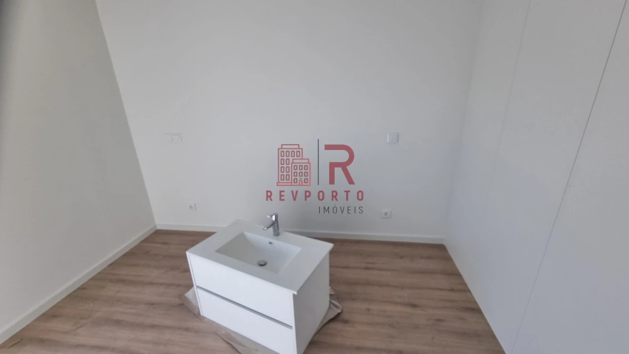 Apartamento T2 para Venda em São Mamede de Infesta e Senhora da Hora Foto 30