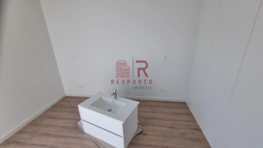 Apartamento T2 para Venda em São Mamede de Infesta e Senhora da Hora Foto 30