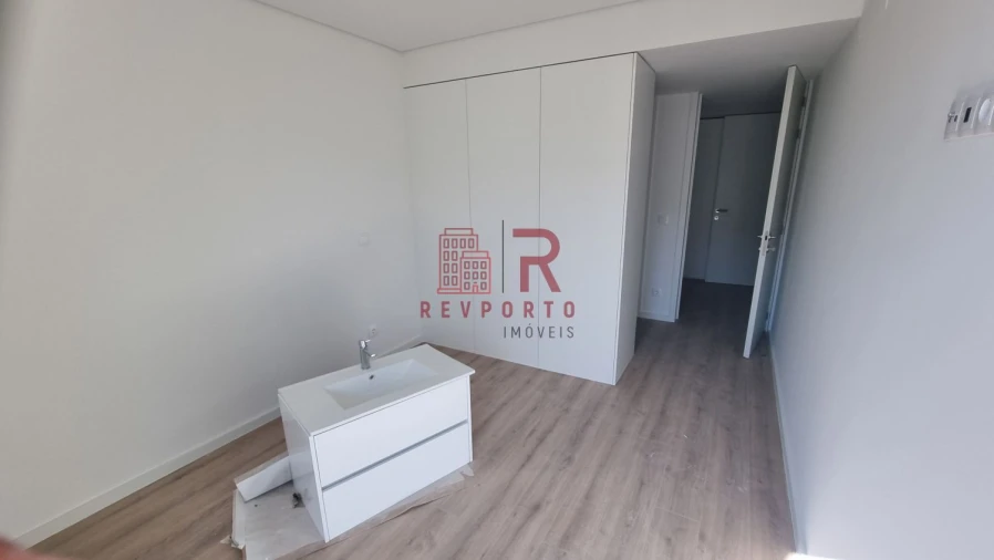 Apartamento T2 para Venda em São Mamede de Infesta e Senhora da Hora Foto 32