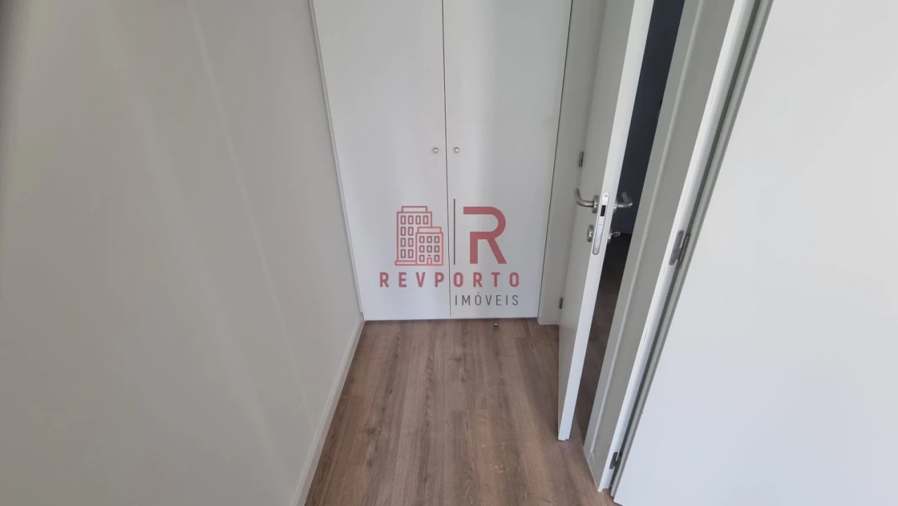 Apartamento T2 para Venda em São Mamede de Infesta e Senhora da Hora Foto 36