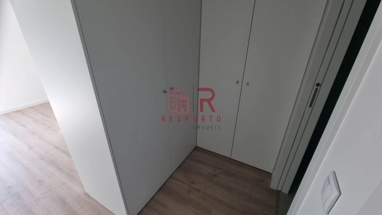 Apartamento T2 para Venda em São Mamede de Infesta e Senhora da Hora Foto 33