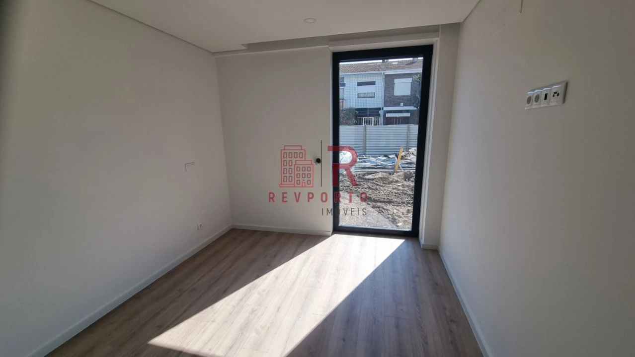 Apartamento T2 para Venda em São Mamede de Infesta e Senhora da Hora Foto 26