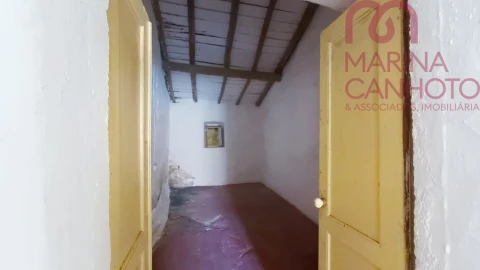 Moradia T2 para Venda em Veiros