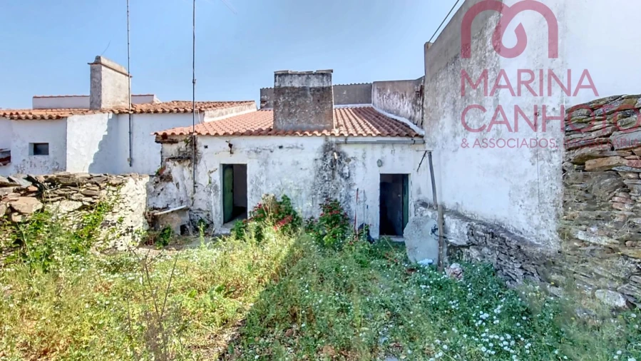 Moradia T2 para Venda em Veiros Foto 2