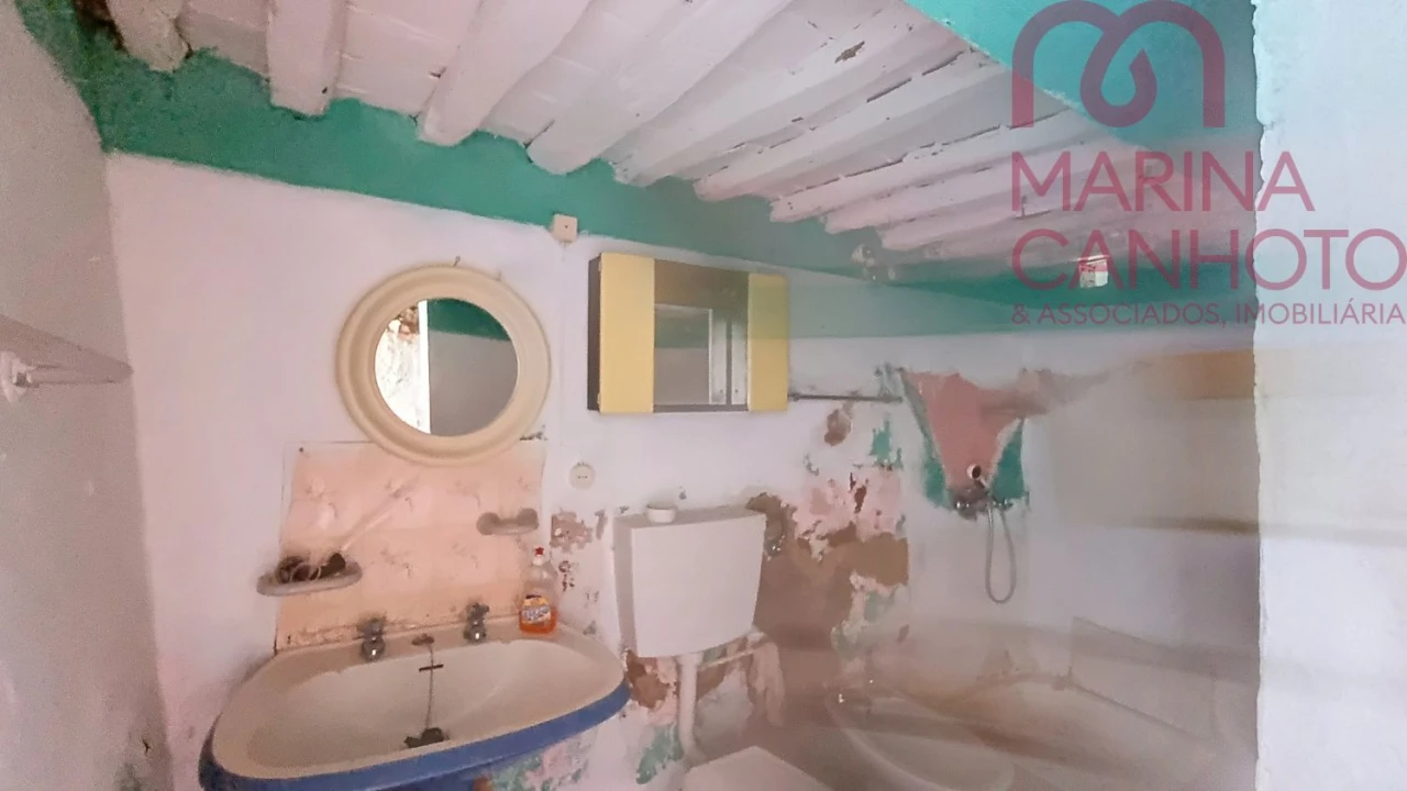 Moradia T2 para Venda em Veiros Foto 8