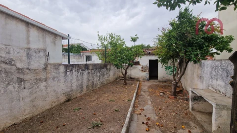 Moradia T2 para Venda em Cano
