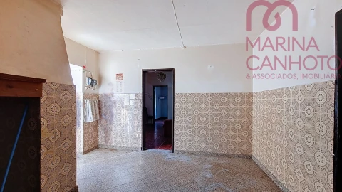 Moradia T2 para Venda em Cano