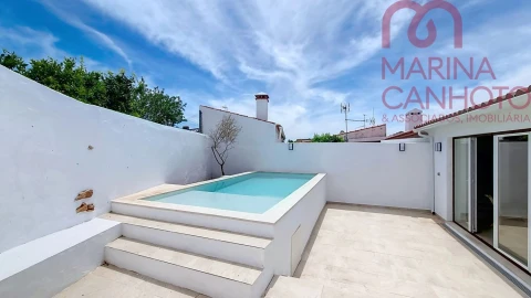 Moradia T2 para Venda em Terrugem e Vila Boim