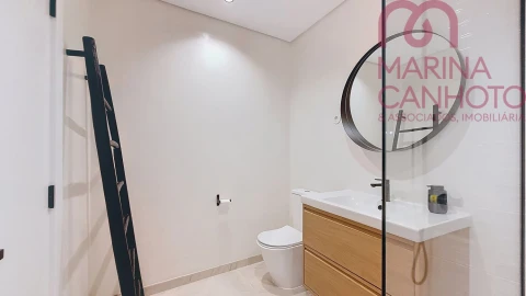 Moradia T2 para Venda em Terrugem e Vila Boim