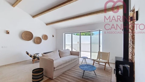 Moradia T2 para Venda em Terrugem e Vila Boim