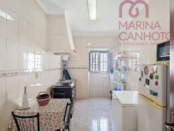 Moradia T2 para Venda em Orada